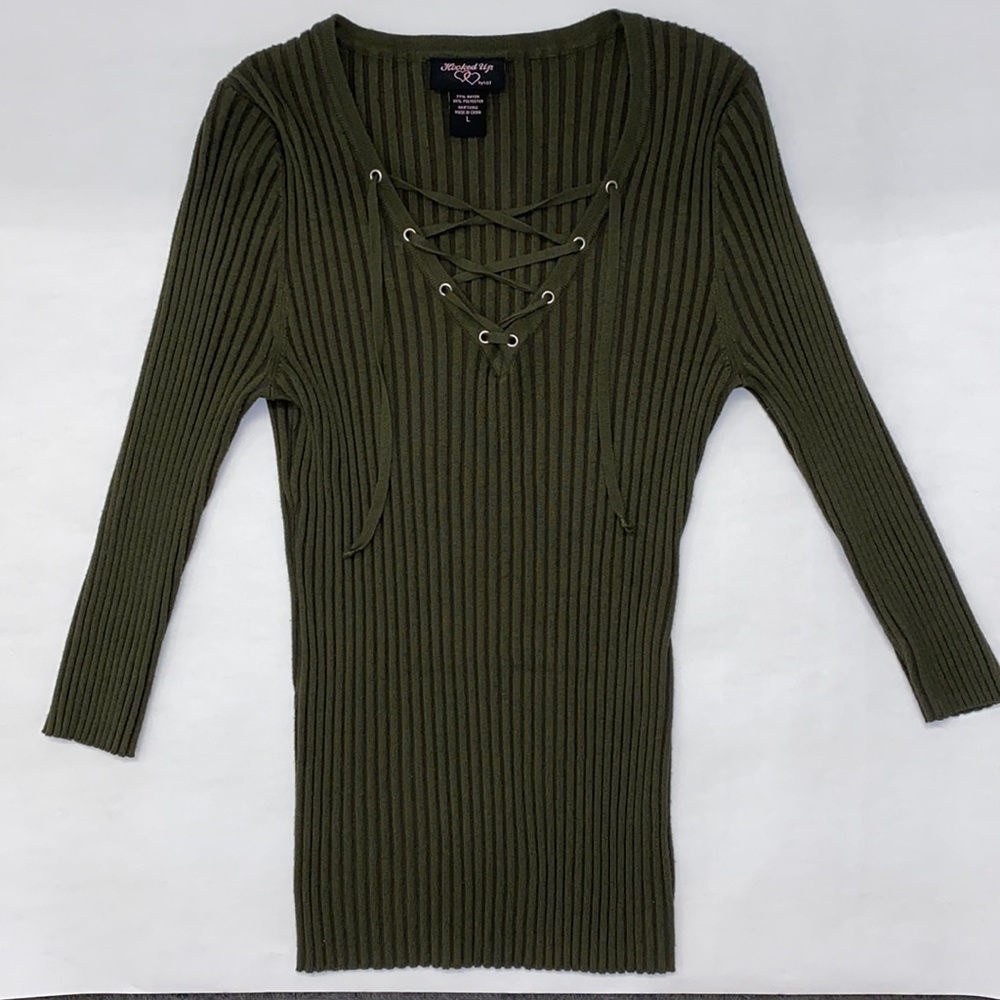 Hooked Up by I.O.T 3/4 Sleeve Top